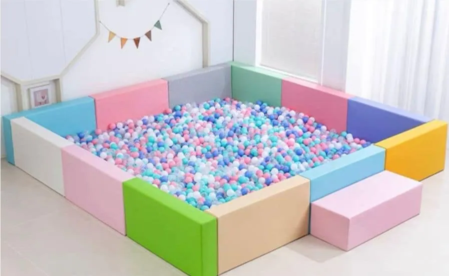 Soft-Wall Ball Pit